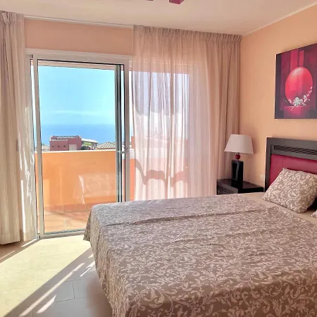 With Private Pool In Quite Place La Caleta Semesterbostad *